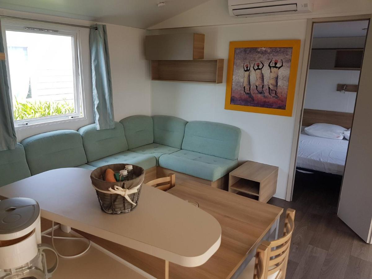 Frejus Tout Confort, Climatisation,Linge De Lit Et De Toilette, Coffre Fort, Ventilations Au Plafond Chambres Et Wifi Possible Buitenkant foto