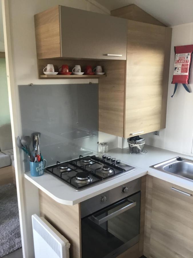 Frejus Tout Confort, Climatisation,Linge De Lit Et De Toilette, Coffre Fort, Ventilations Au Plafond Chambres Et Wifi Possible Buitenkant foto