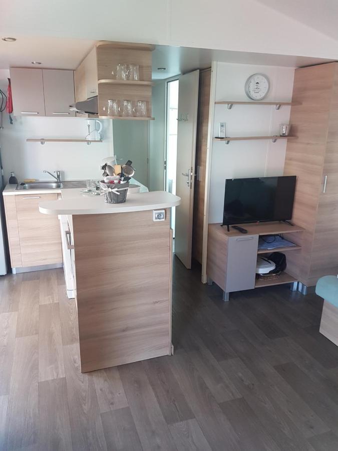 Frejus Tout Confort, Climatisation,Linge De Lit Et De Toilette, Coffre Fort, Ventilations Au Plafond Chambres Et Wifi Possible Buitenkant foto