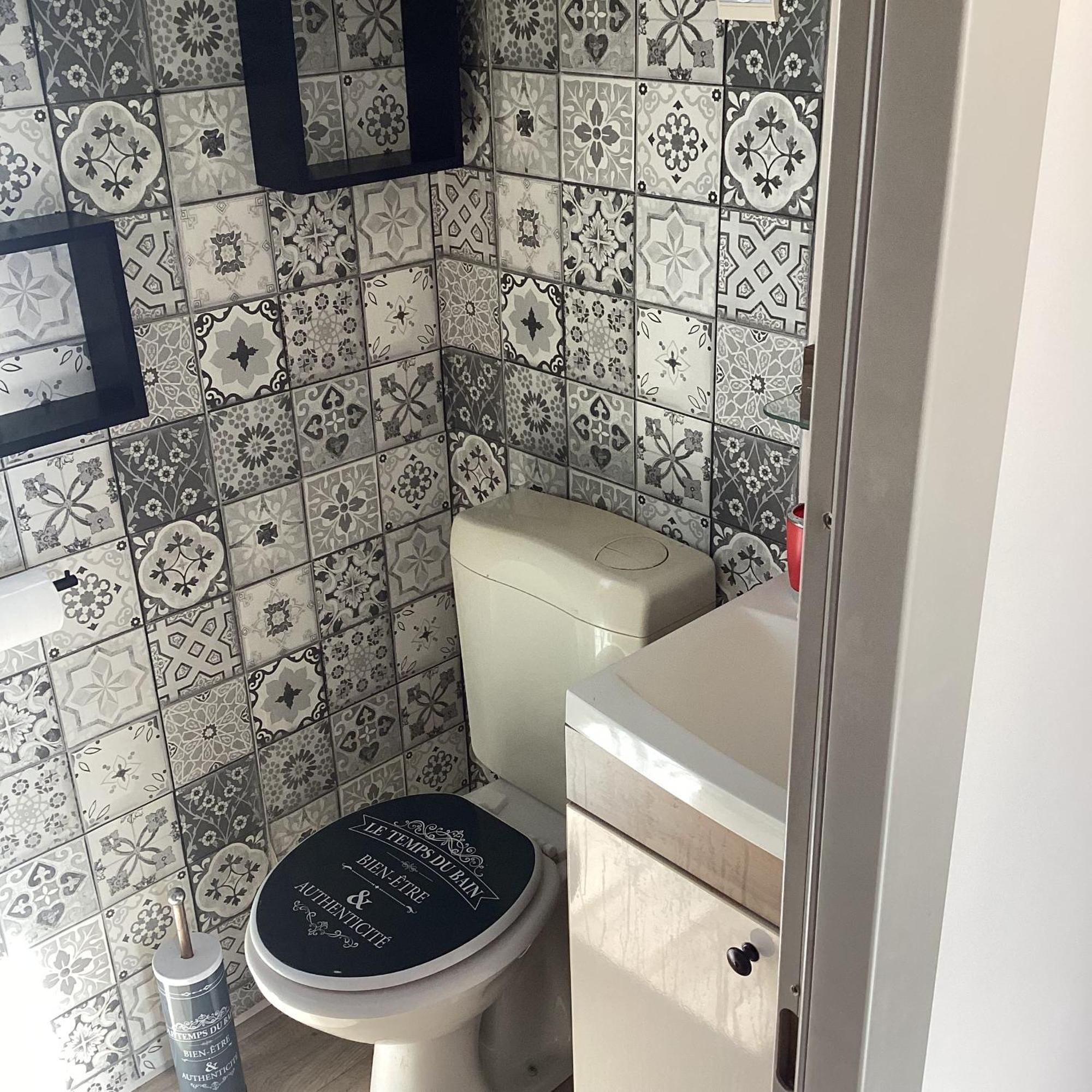 Frejus Tout Confort, Climatisation,Linge De Lit Et De Toilette, Coffre Fort, Ventilations Au Plafond Chambres Et Wifi Possible Buitenkant foto